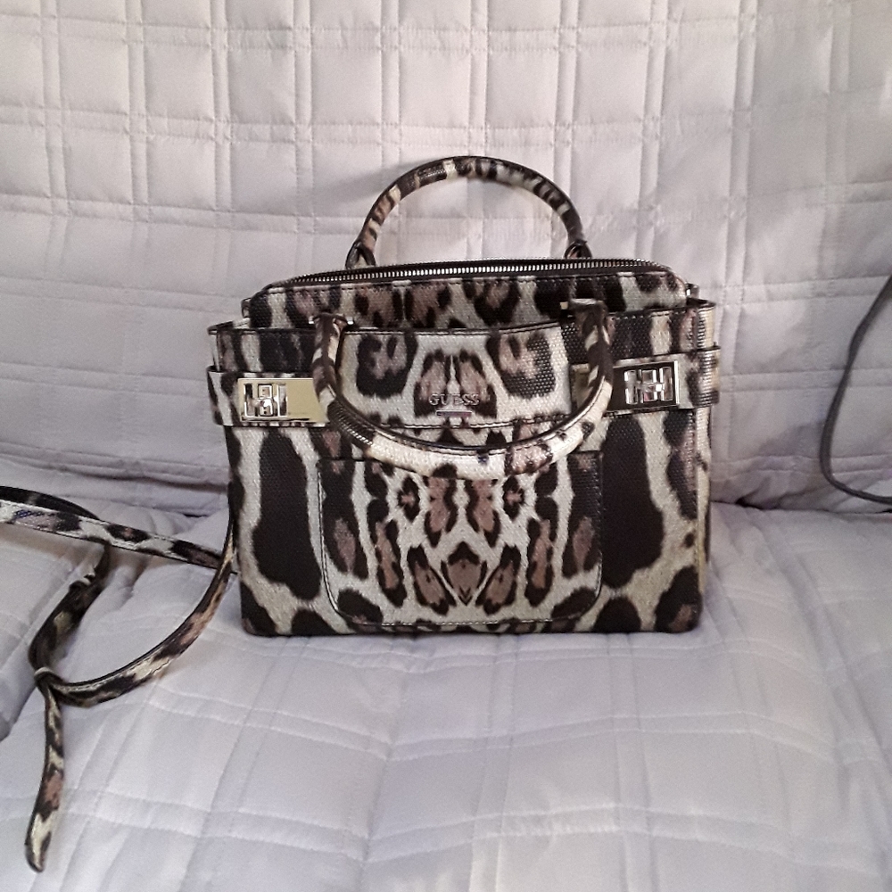 Guess purse